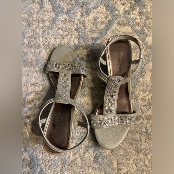 Size 6.5 Attention Silver Rhinestone Wedge Sandals - Picture 9 of 14